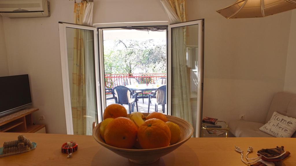Apartment Branko Brodarica (Sibenik-Knin)